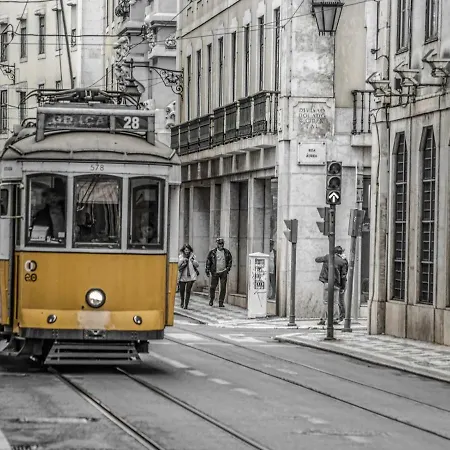 Portuguese Charm In شقة