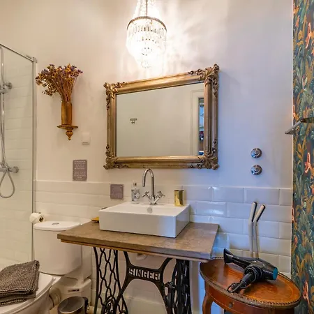 Portuguese Charm In Appartamento