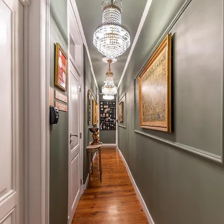 Portuguese Charm In Apartment *